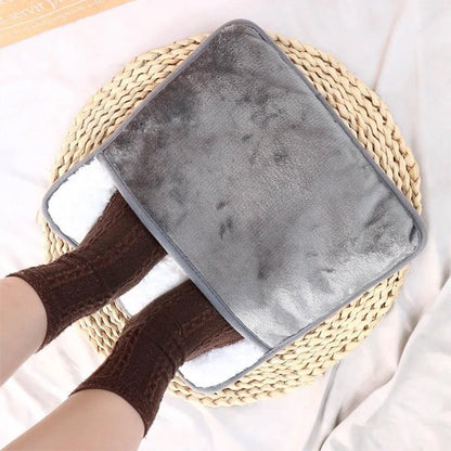 Coussin Chauffant pour Pieds sur un tapis d'osier