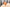 homme endormi cacher avec une serviette